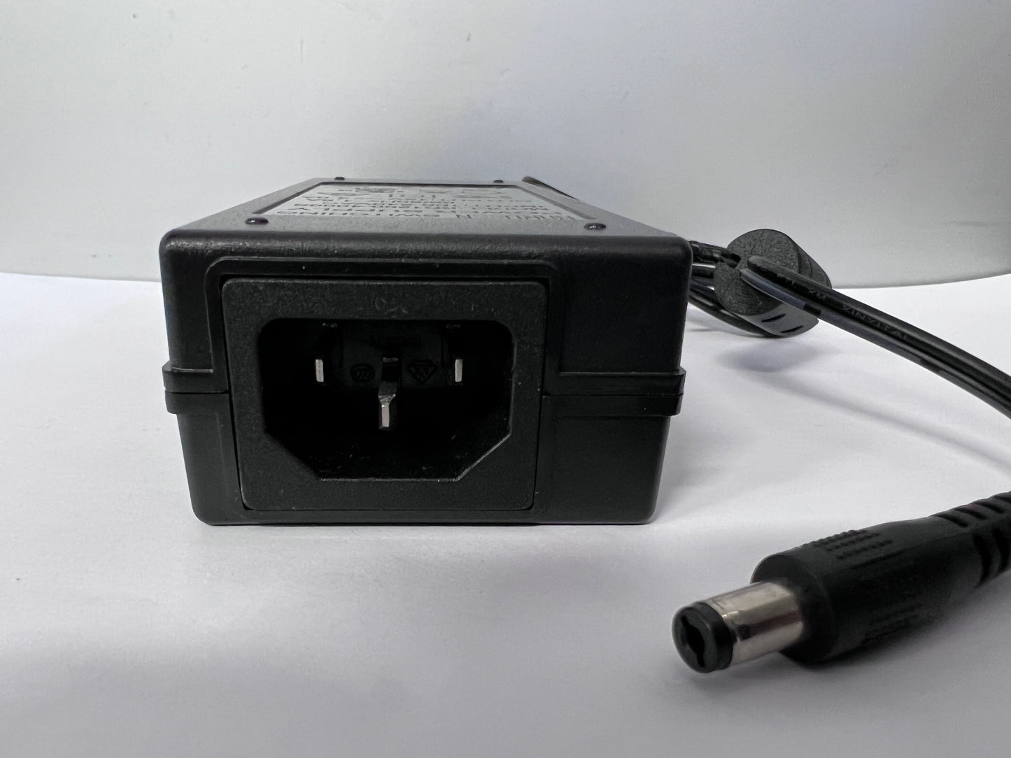 12 Volt 4 amp Power Adaptor 415748